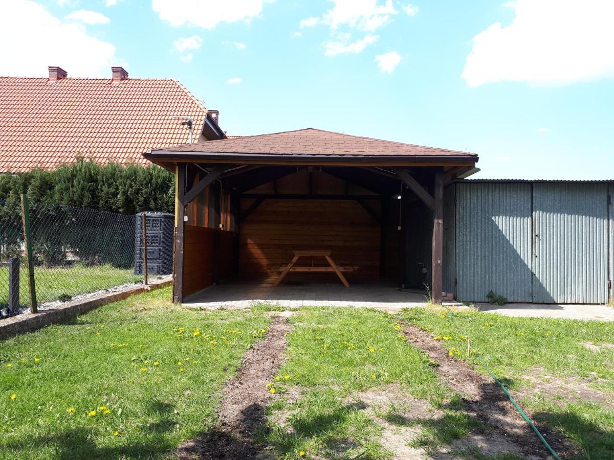 Pokoje Goscinne Kolorowa Nowecin Esterno foto